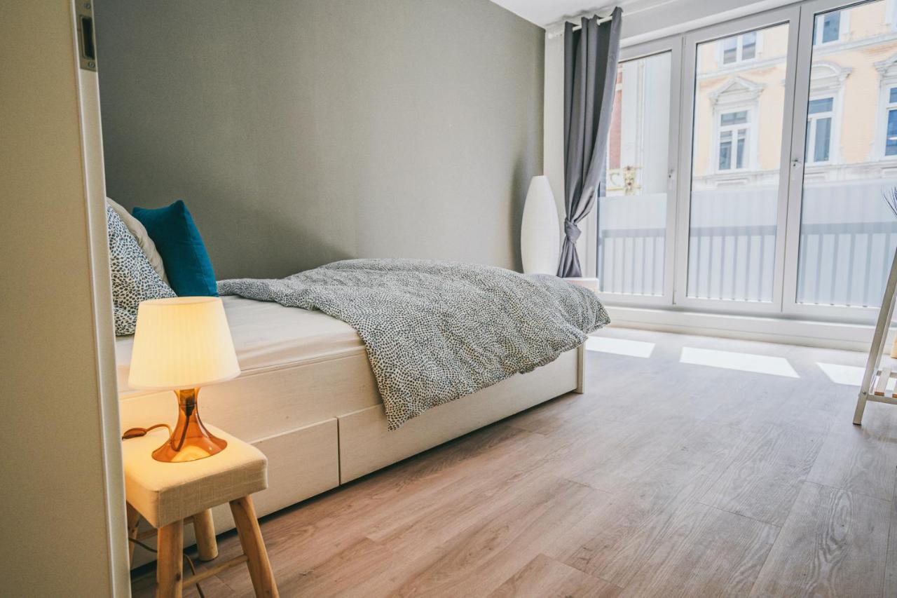 N0.1 Parkallee 1 Suites - Super Central Neubau