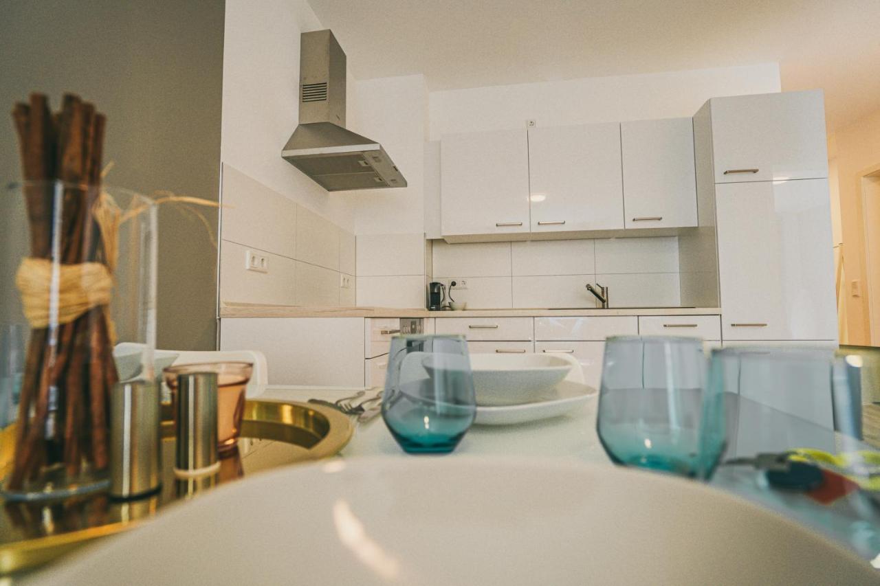 Apartment N0.1 Parkallee 1 Suites - Super Central Neubau *
